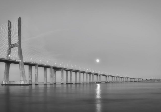 Lisbon top picks Vasco da Gama Bridge