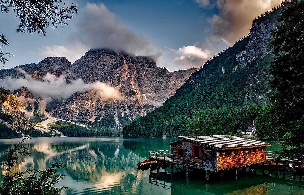 Travel inspiration Europe Pragser Wildsee