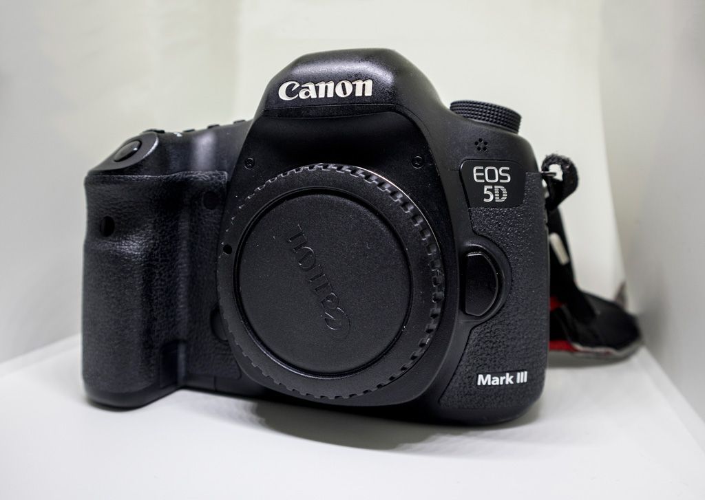 camera equipment near me