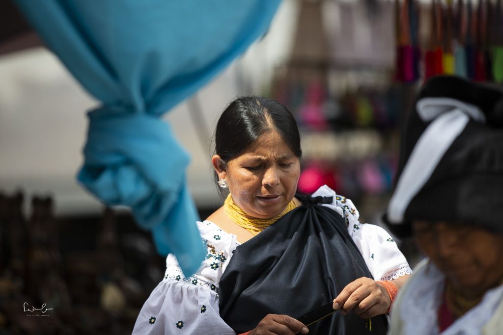 Otavalo traditional clothes