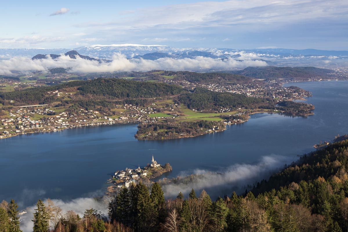 Blick Pyramidenkogel Advent in Kärnten Pyramidenkogel