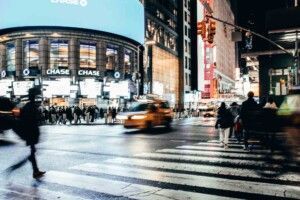 New York Straßenszene. Fotografieren bei wenig Licht