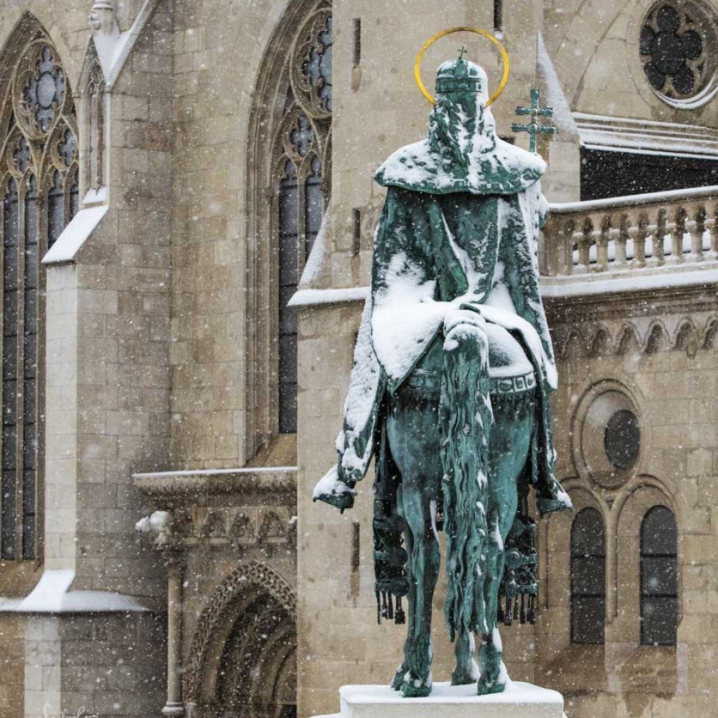 Budapest Matthiaskirche Schnee 2-2 snow photography tips